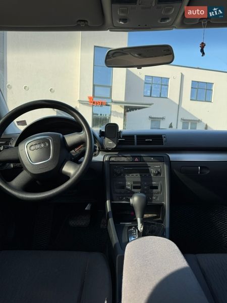 Седан Audi A4 2006 в Рівному