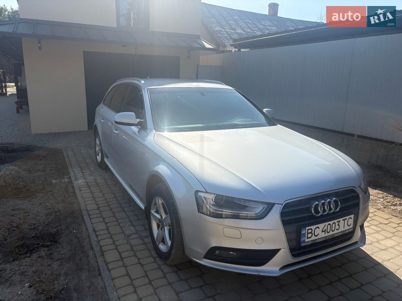 Універсал Audi A4 2013 в Львові
