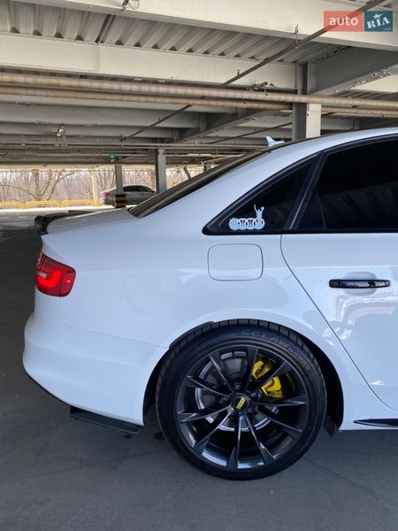 Седан Audi A4 2015 в Киеве фото 19 Седан Audi A4 2015 в Киеве