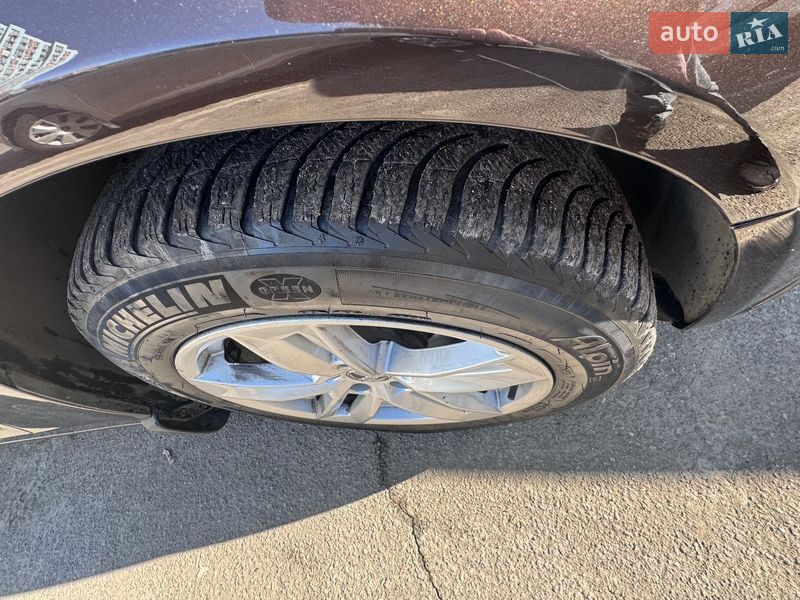 Седан Audi A4 2014 в Киеве