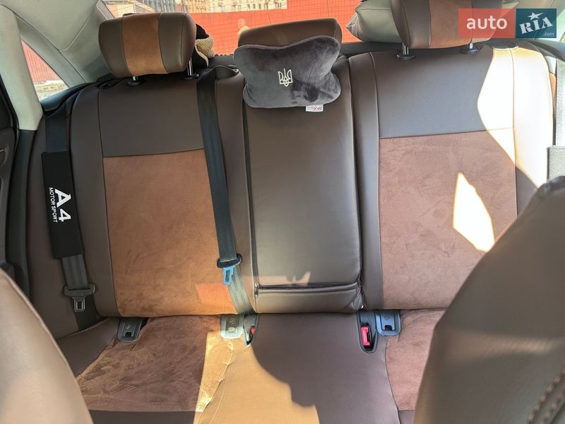 Седан Audi A4 2014 в Киеве