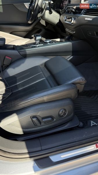 Седан Audi A4 2017 в Днепре