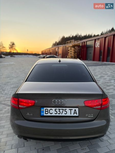 Седан Audi A4 2014 в Львові