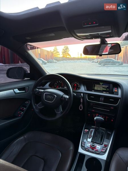 Седан Audi A4 2014 в Львові