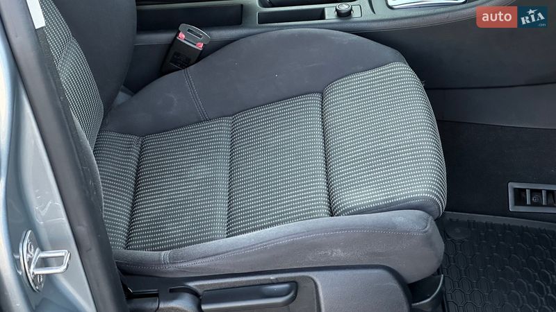 Седан Audi A4 2005 в Самборе