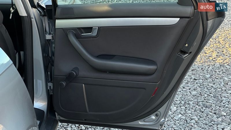 Седан Audi A4 2005 в Самборе