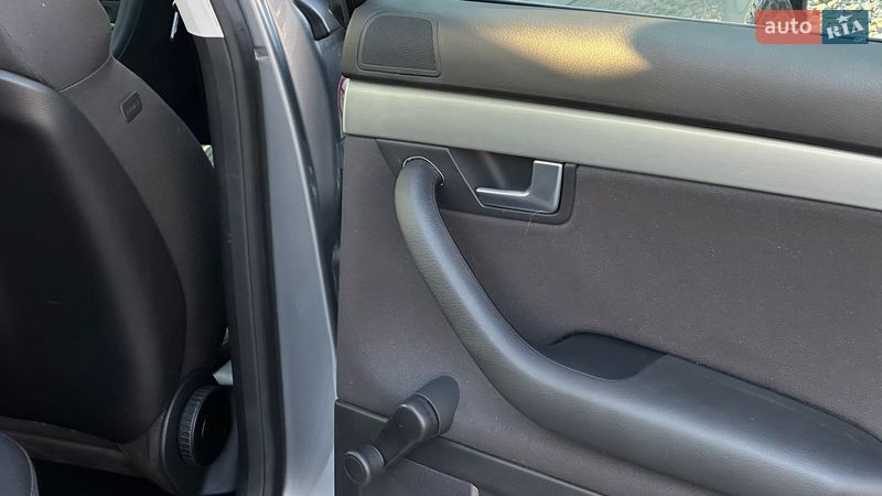 Седан Audi A4 2005 в Самборе