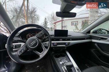 Седан Audi A4 2018 в Кременчуге