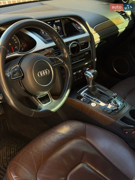 Седан Audi A4 2015 в Хмельницком