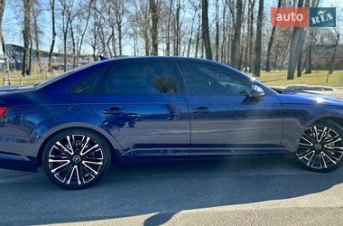 Седан Audi A4 2018 в Києві