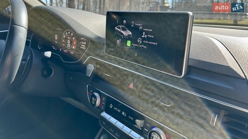 Седан Audi A4 2018 в Києві