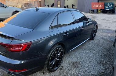 Седан Audi A4 2018 в Виннице