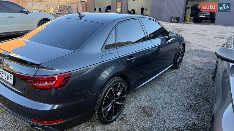 Седан Audi A4 2018 в Вінниці
