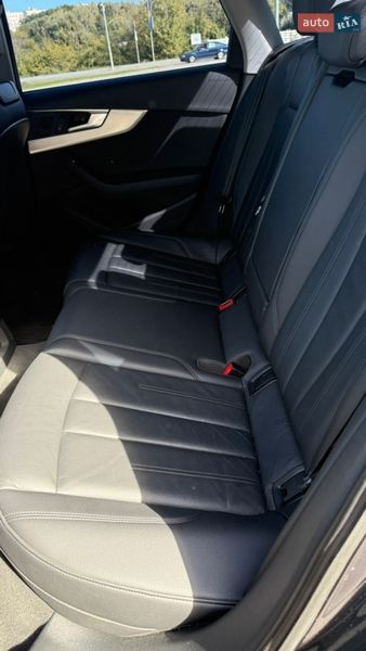 Седан Audi A4 2018 в Вінниці