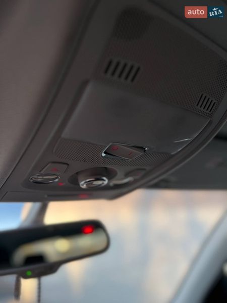 Седан Audi A4 2010 в Киеве