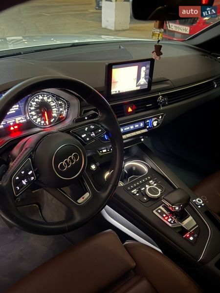Седан Audi A4 2018 в Запорожье