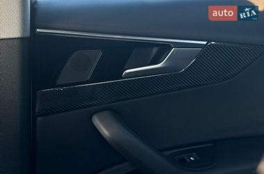 Седан Audi A4 2023 в Золочеве
