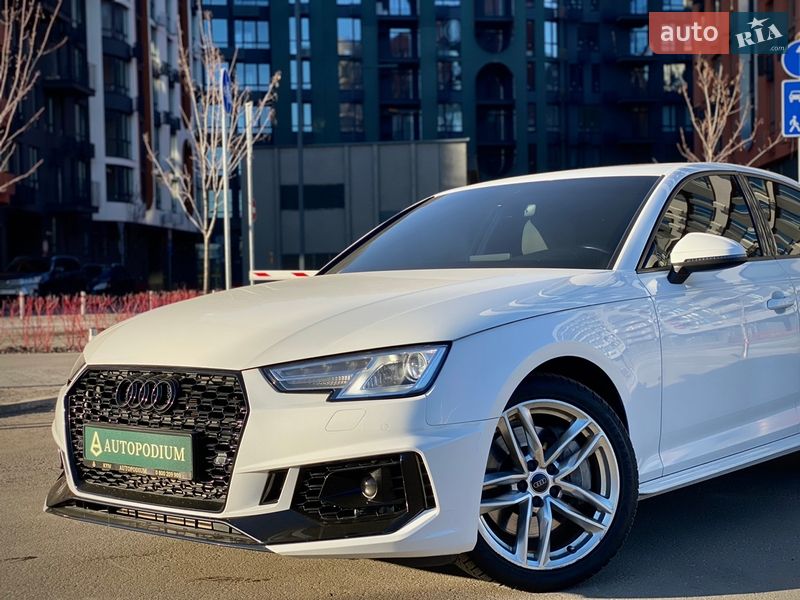 Седан Audi A4 2016 в Киеве