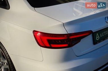 Седан Audi A4 2016 в Киеве