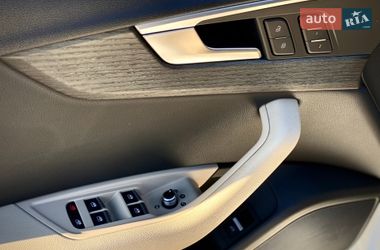 Седан Audi A4 2016 в Киеве