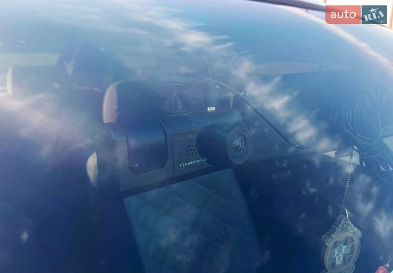 Седан Audi A4 1995 в Здолбуніві