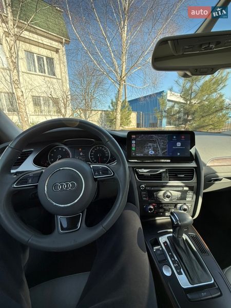 Седан Audi A4 2014 в Кременчуці