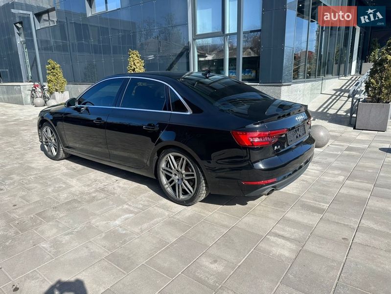 Седан Audi A4 2017 в Переяславе