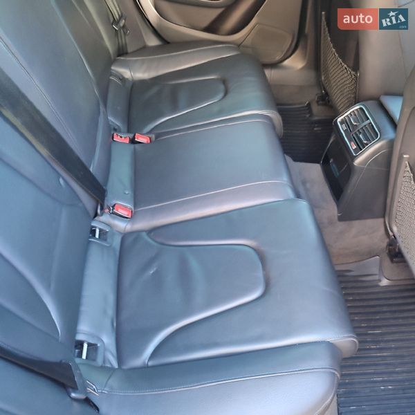 Седан Audi A4 2013 в Пирятині