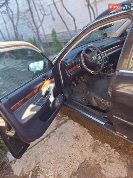 Універсал Audi A4 1999 в Виноградові