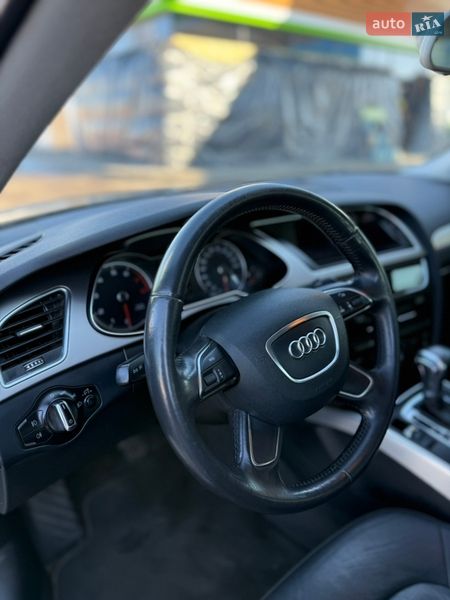 Седан Audi A4 2013 в Шостці