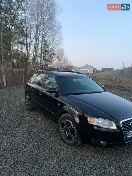Универсал Audi A4 2005 в Вараше