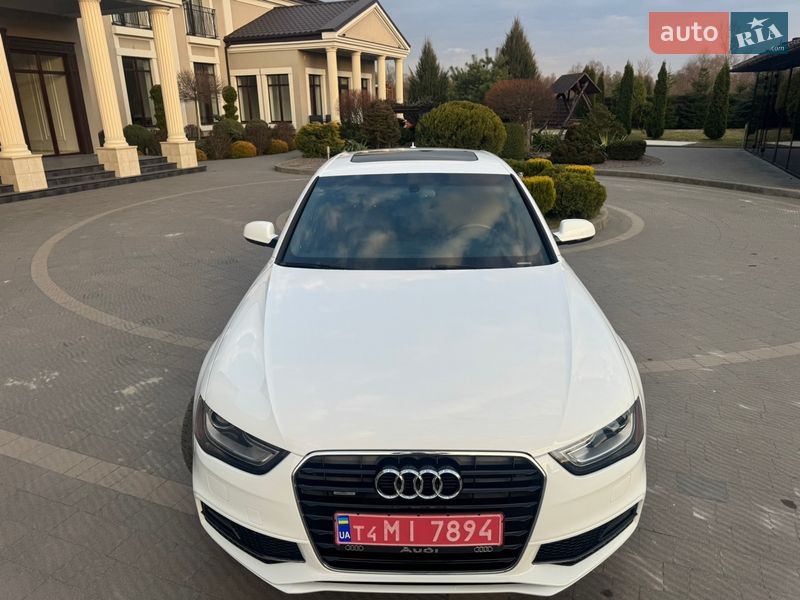 Седан Audi A4 2014 в Стрию