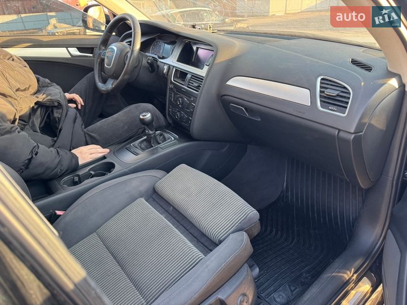 Седан Audi A4 2008 в Кропивницькому