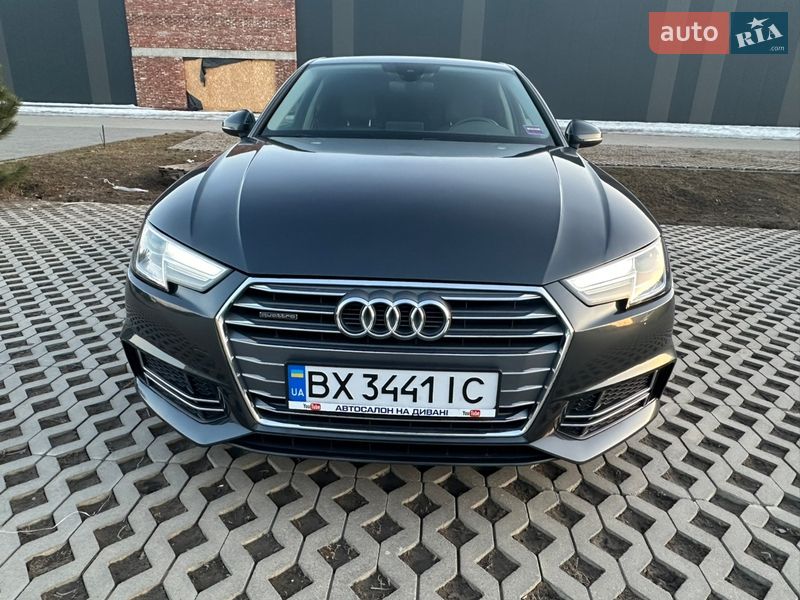 Седан Audi A4 2018 в Хмельницком