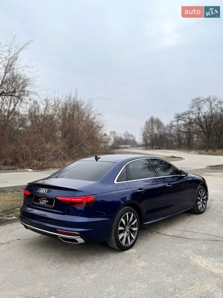 Седан Audi A4 2020 в Днепре