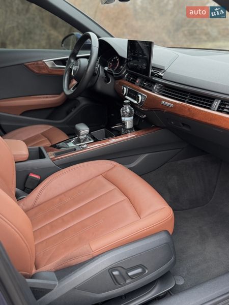 Седан Audi A4 2020 в Днепре