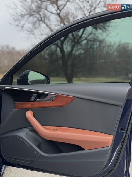 Седан Audi A4 2020 в Днепре