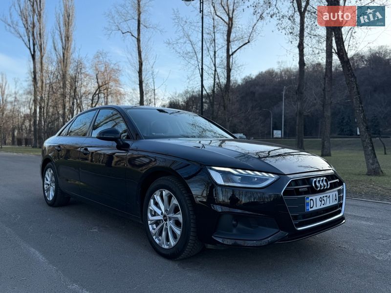 Седан Audi A4 2021 в Киеве