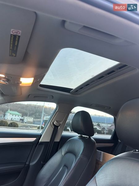 Седан Audi A4 2011 в Днепре