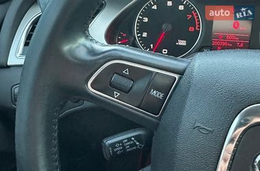 Седан Audi A4 2011 в Днепре