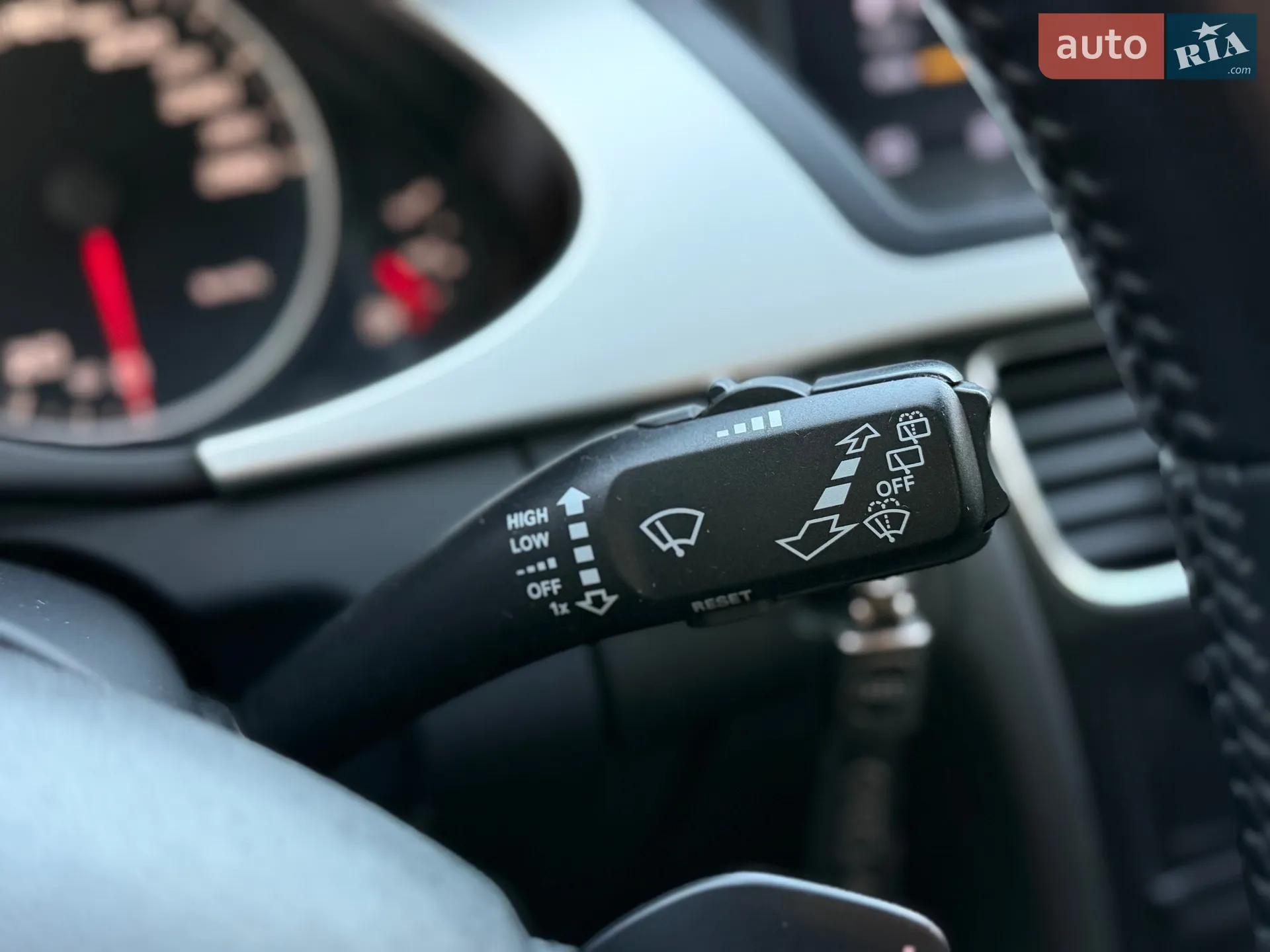 2011 Audi A4 - мініатюра 32