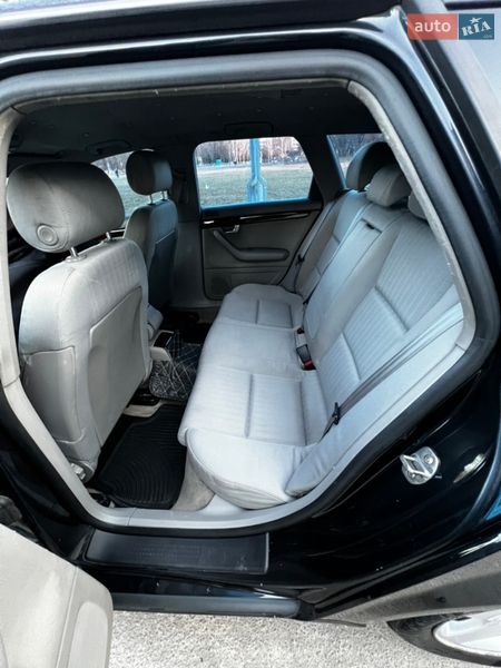 Универсал Audi A4 2004 в Ровно
