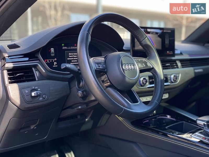 Седан Audi A4 2020 в Киеве