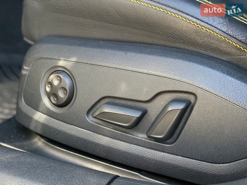 Седан Audi A4 2020 в Киеве