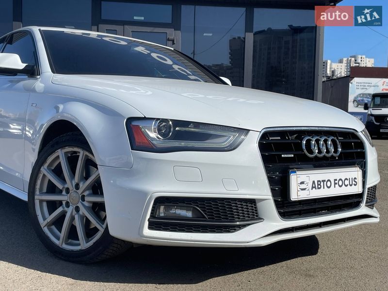 Седан Audi A4 2013 в Києві