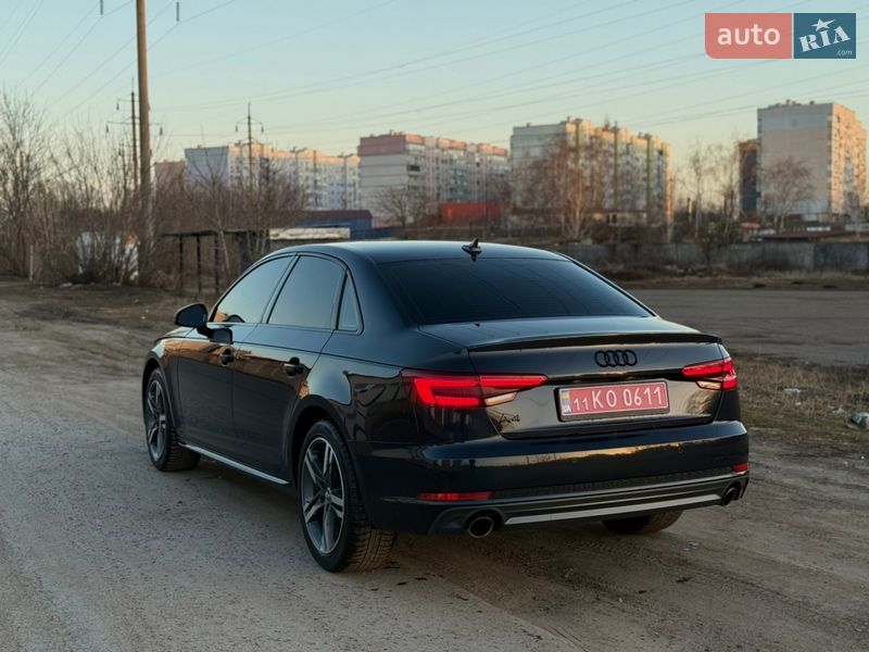 Седан Audi A4 2016 в Полтаві