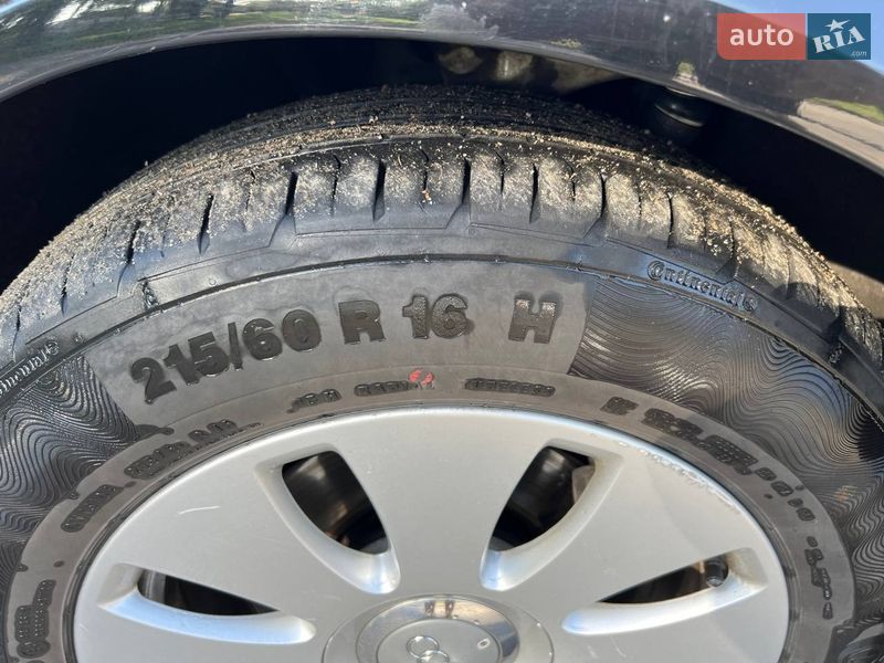 Универсал Audi A4 2004 в Емильчине