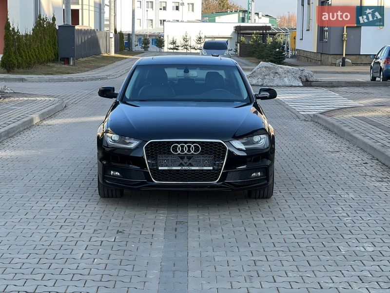 Седан Audi A4 2015 в Луцьку