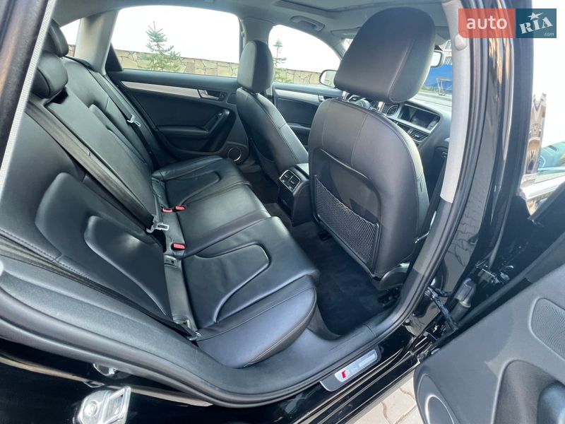 Седан Audi A4 2015 в Луцьку