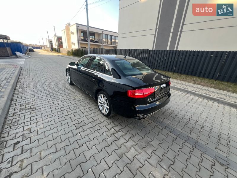 Седан Audi A4 2015 в Луцьку